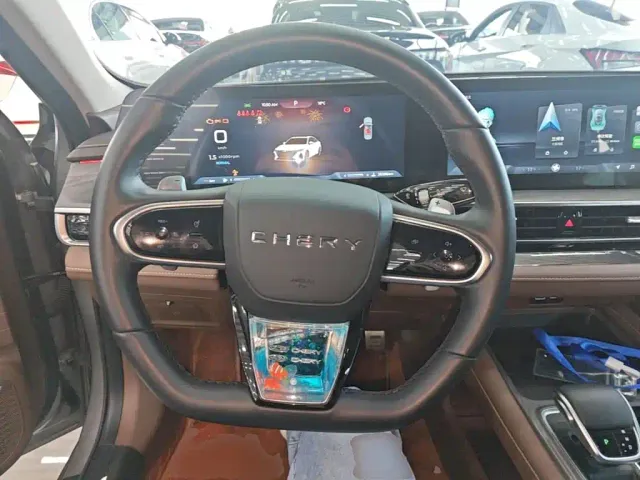 Chery Arrizo 8 — Фото автомобиля 10