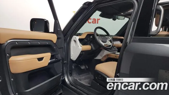 Land Rover Defender Defender (L663) 110 P300 X-Dynamic SE — Фото автомобиля 10