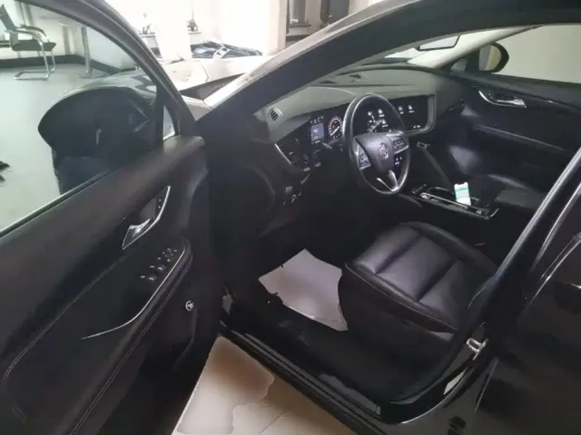 Buick Envision Plus — Фото автомобиля 15