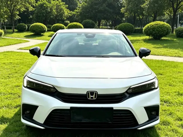 Honda Civic — Фото автомобиля 2