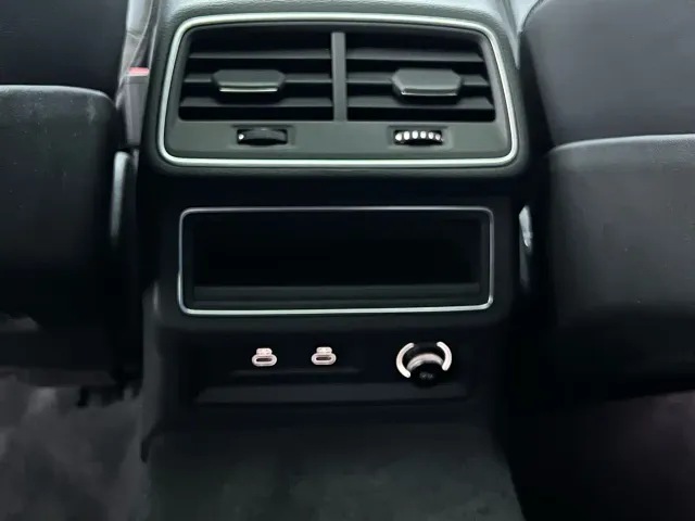 Audi A6L — Фото автомобиля 18