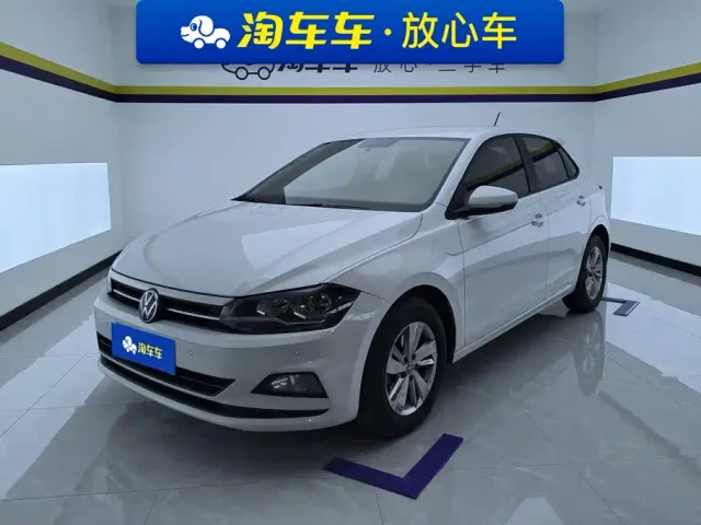 Фотография автомобиля — Volkswagen Polo