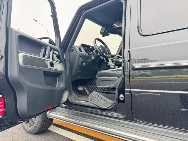 Mercedes-Benz G-Class — Фото автомобиля 16