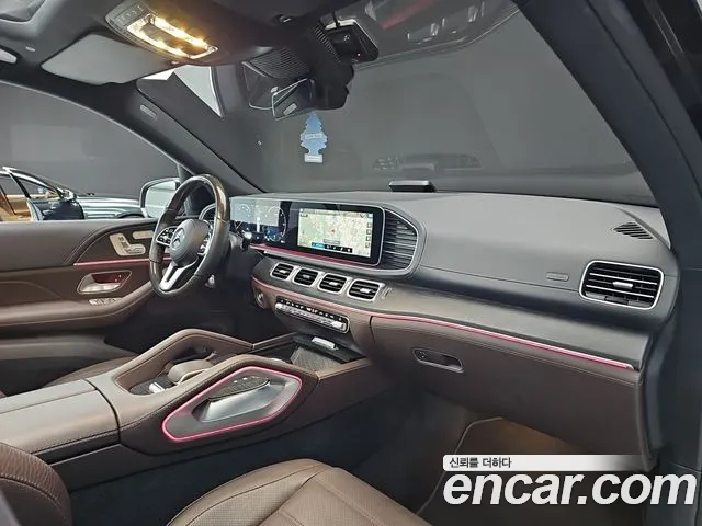 Mercedes-Benz GLS-Class — Фото автомобиля 17