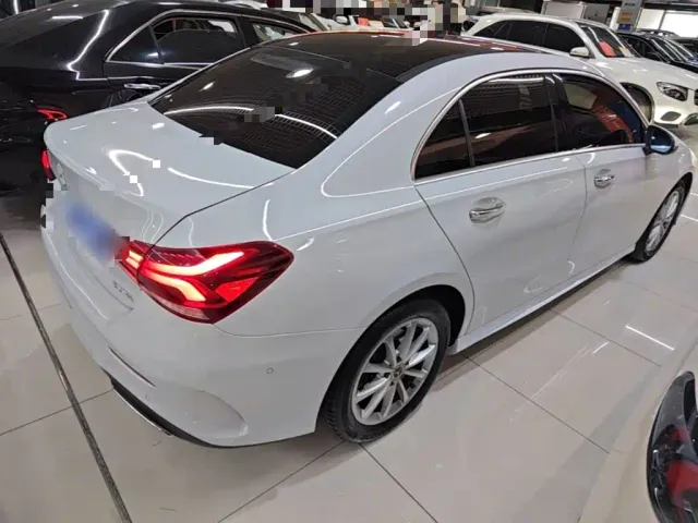 Mercedes-Benz A-Class — Фото автомобиля 6
