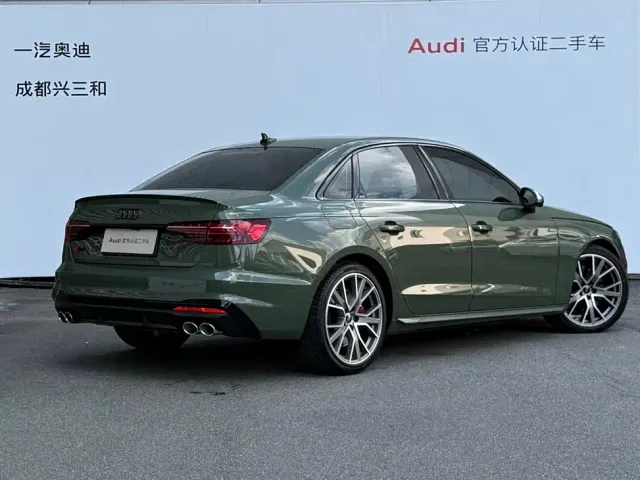 Audi S4 — Фото автомобиля 4
