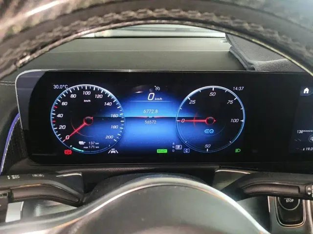 Mercedes-Benz EQB — Фото автомобиля 15