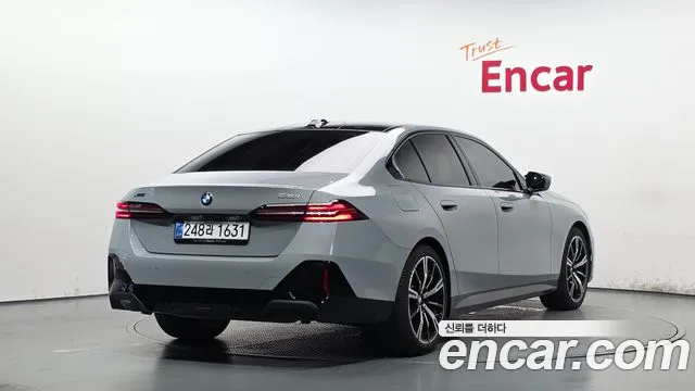 BMW 5-Series 5 серия (G60) 530i xDrive M Sport — Фото автомобиля 2