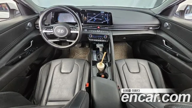 Hyundai Avante CN7 — Фото автомобиля 7