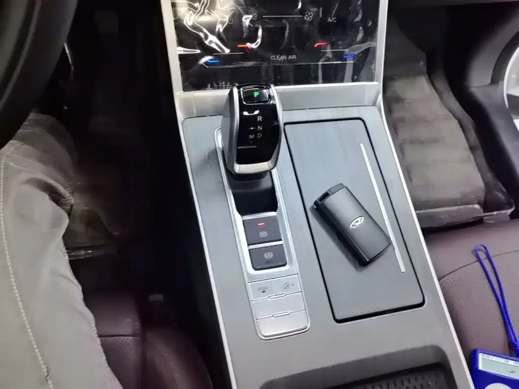Chery Tiggo 7 2025 Excellence 1.5T CVT Luxury Edition — Фото автомобиля 13
