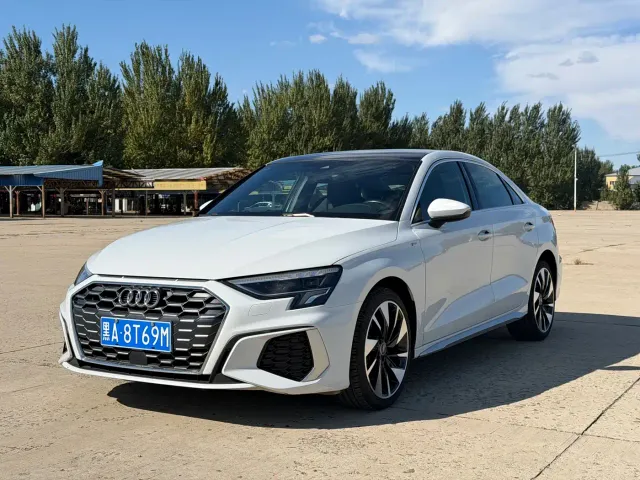 Фотография автомобиля — Audi A3