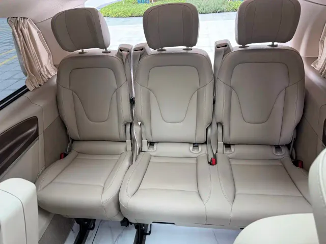 Mercedes-Benz V-Class — Фото автомобиля 21