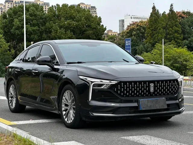 Bestune B70 — Фото автомобиля 3