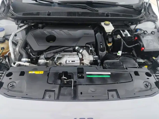 Peugeot 408 — Фото автомобиля 10