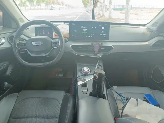 Geely Geometry A — Фото автомобиля 12