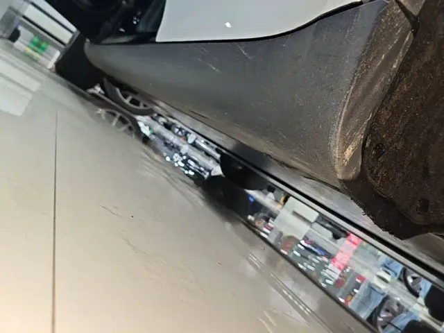 Tesla Model Y — Фото автомобиля 21