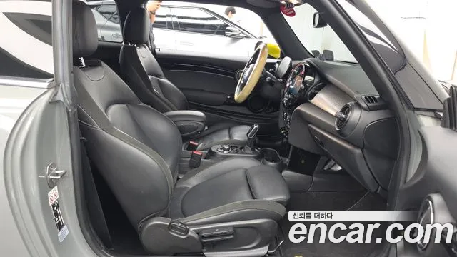 MINI Cooper Cooper Electric — Фото автомобиля 11