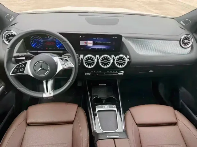 Mercedes-Benz EQA — Фото автомобиля 6