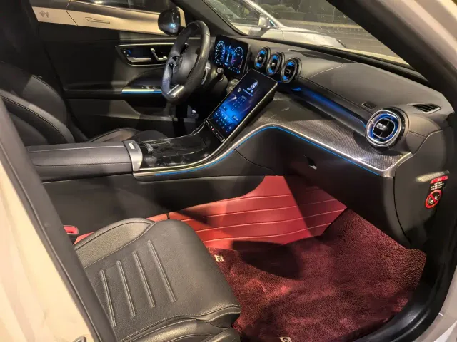 Mercedes-Benz C-Class — Фото автомобиля 3