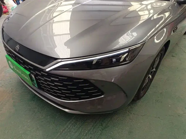 BYD Qin L — Фото автомобиля 23