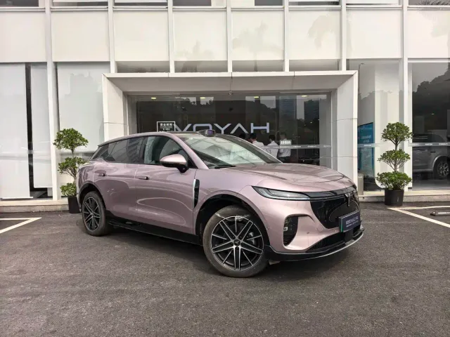 Voyah Auto Voyah Zhiyin 2025 Model 2WD Huawei Qiankun Edition — Фото автомобиля 3