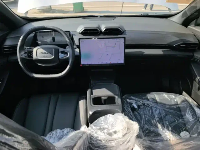 Dongfeng Fengshen L7 — Фото автомобиля 9
