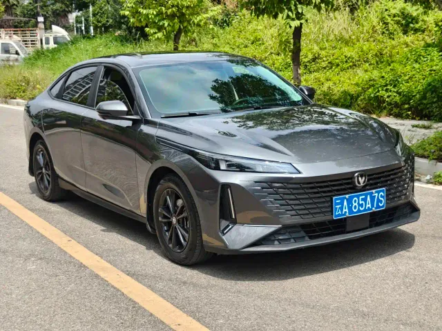 Changan Lamore — Фото автомобиля 3