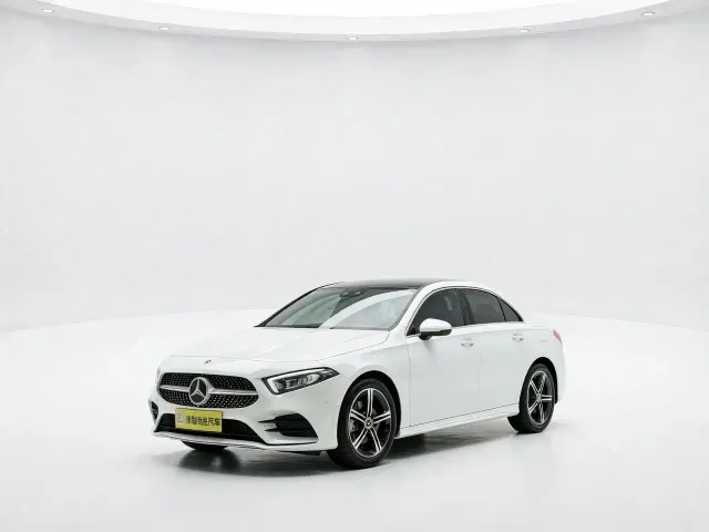 Фотография автомобиля — Mercedes-Benz A-Class
