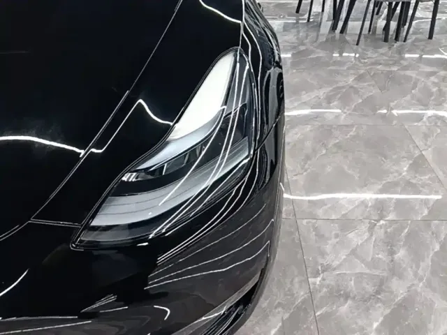 Tesla Model Y — Фото автомобиля 23