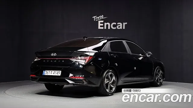 Hyundai Avante — Фото автомобиля 2