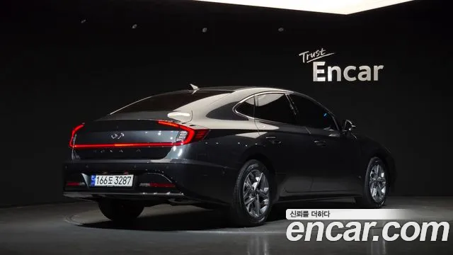 Hyundai Sonata — Фото автомобиля 2