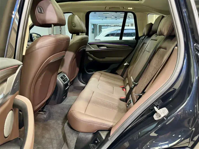 BMW X3 — Фото автомобиля 21