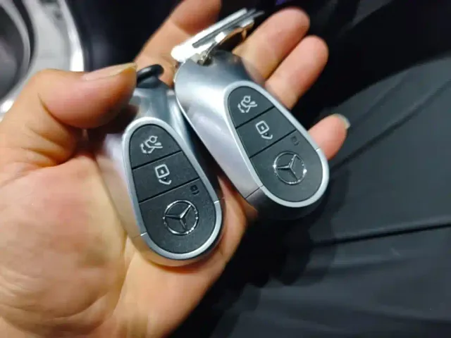 Mercedes-Benz C-Class — Фото автомобиля 8