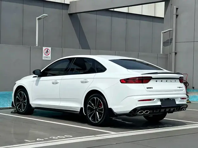 Geely Xingrui — Фото автомобиля 4