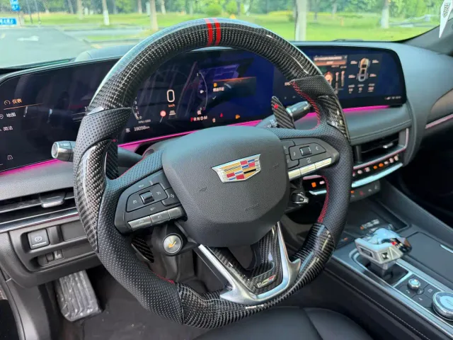 Cadillac CT5 — Фото автомобиля 14