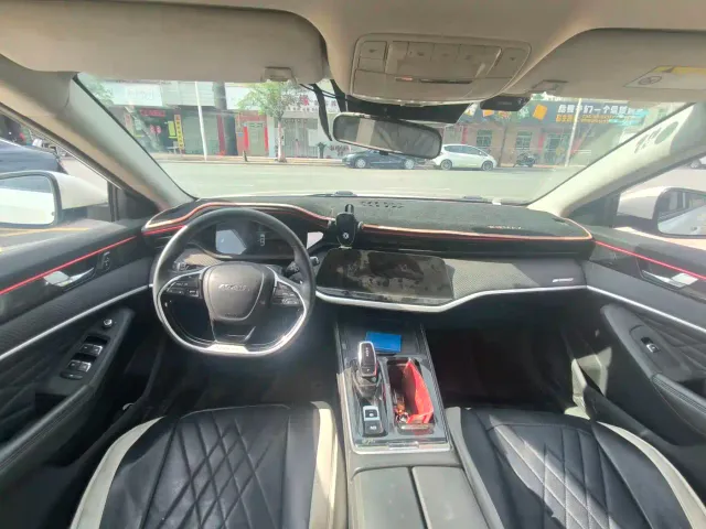 Dongfeng Yixuan MAX — Фото автомобиля 10