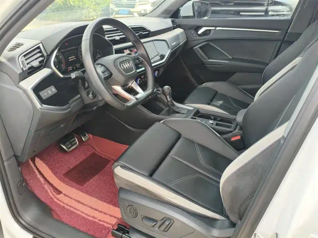 Audi Q3 — Фото автомобиля 9