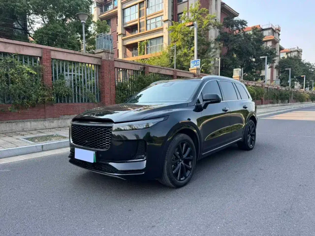 Фотография автомобиля — Li Auto ONE