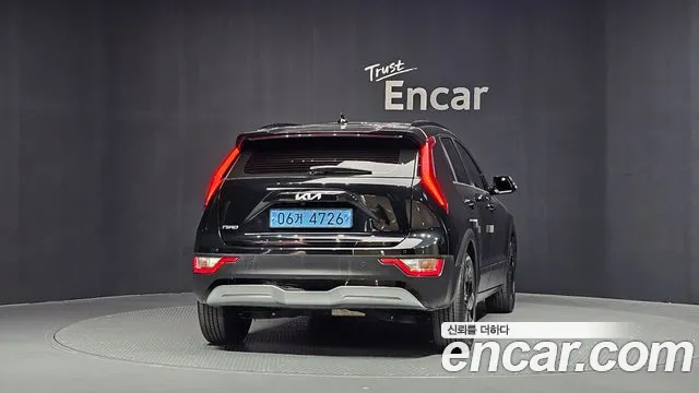 Kia Niro — Фото автомобиля 4