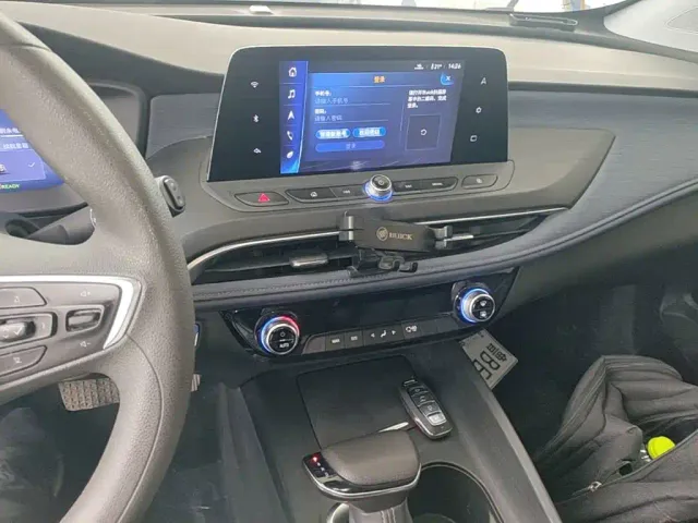 Buick Velite 6 — Фото автомобиля 12