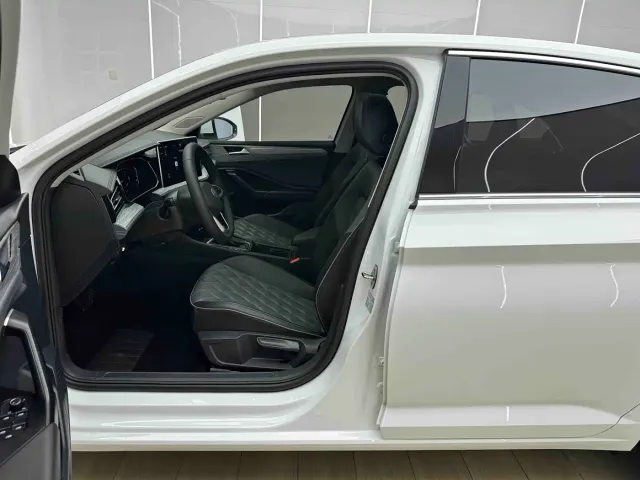 Volkswagen Sagitar — Фото автомобиля 9