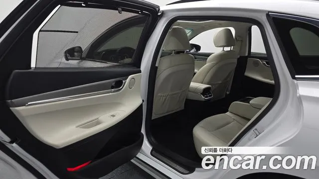 Hyundai Grandeur Grandeur (New) Hybrid — Фото автомобиля 16