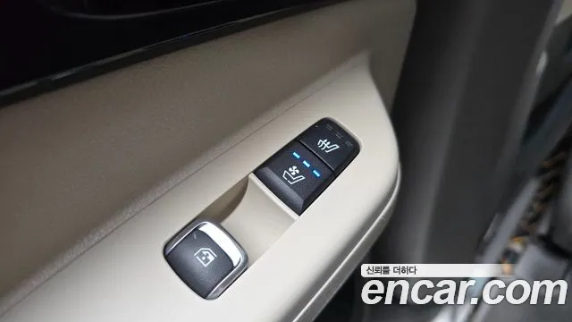 Kia Carnival — Фото автомобиля 28