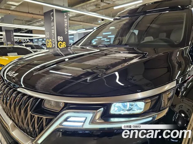 Kia Carnival 4th Gen — Фото автомобиля 3