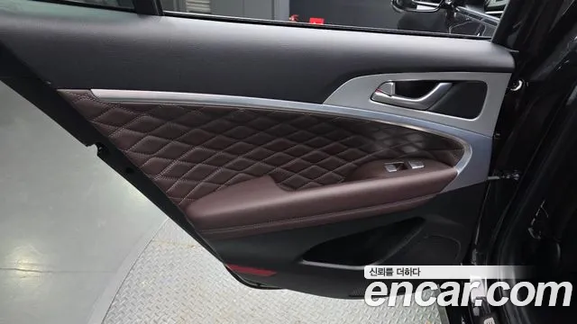 Genesis G70 The New Shooting Brake — Фото автомобиля 14