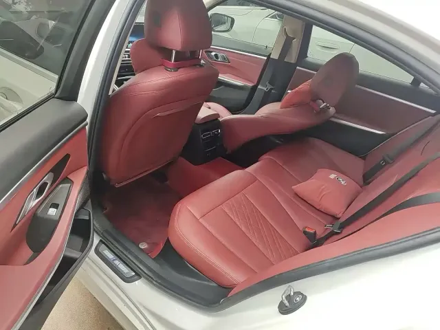 BMW 3 Series — Фото автомобиля 5