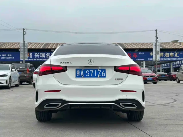 Mercedes-Benz A-Class — Фото автомобиля 6