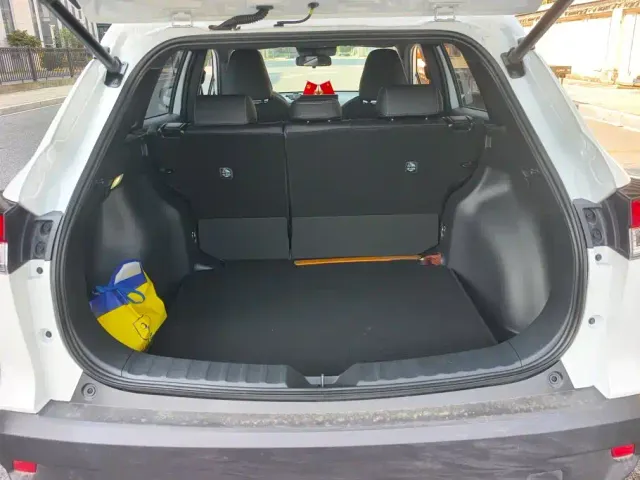 Toyota Corolla Cross — Фото автомобиля 4