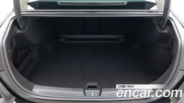 Mercedes-Benz E-Class W214 — Фото автомобиля 11