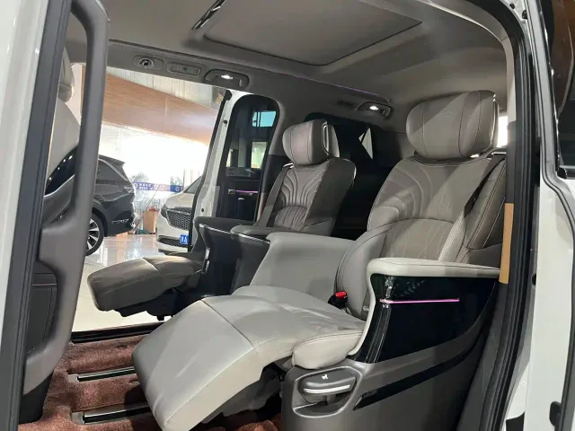 GAC Trumpchi M8 — Фото автомобиля 9